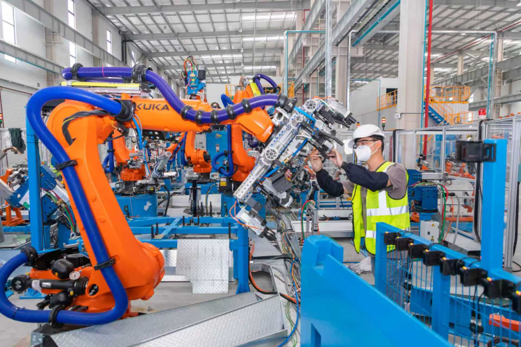 创新驱动，赋能未来 海斯坦普斩获“2025中国汽车新供应链百强”技术开发殊荣